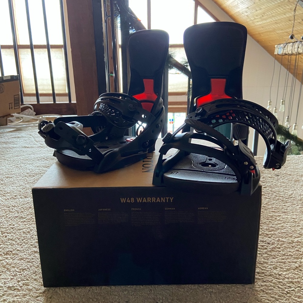 Burton women’s Lexa X Est bindings